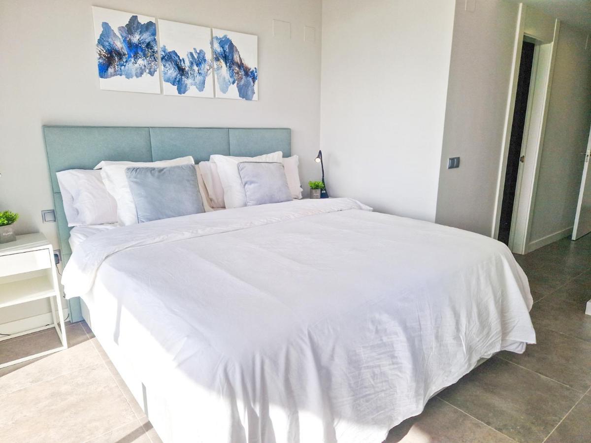 Luxury 2 Bedrooms Apt With Seaview Blue Suite 4104 Manilva Kültér fotó
