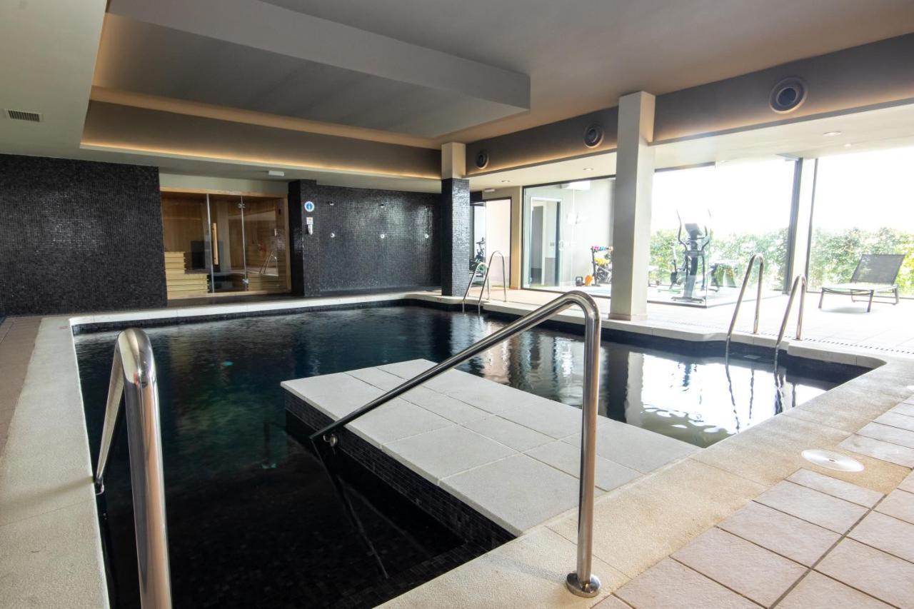 Luxury 2 Bedrooms Apt With Seaview Blue Suite 4104 Manilva Kültér fotó